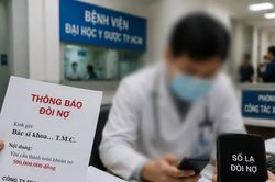 Đòi nợ kiểu 'khủng bố' tại bệnh viện gây xôn xao dư luận, bác sĩ phải bỏ tiền túi trả thay