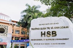 Điểm chuẩn Trường Quản trị và Kinh doanh năm 2026