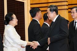 Chủ tịch Quốc hội Trần Thanh Mẫn viếng Chủ tịch Quốc hội L&agrave;o