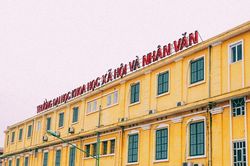 Điểm chuẩn Trường Đại học Khoa học X&atilde; hội v&agrave; Nh&acirc;n văn năm 2026 cao nhất 25,5