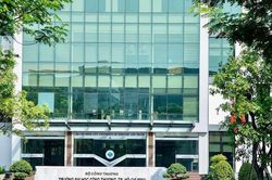 Điểm chuẩn Trường ĐH C&ocirc;ng Thương TPHCM năm 2026 nhiều ng&agrave;nh tăng nhẹ