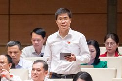 Đại biểu Hoàng Minh Hiếu: Cần cơ chế kiến tạo thay vì tư duy quản lý truyền thống trong phát triển văn học mạng