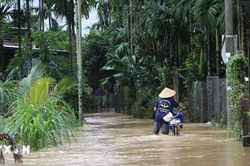 Mưa lớn gây ngập cục bộ, chia cắt một số khu vực miền núi Quảng Trị