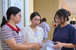 Lộ diện trường đại học đầu ti&ecirc;n c&oacute; điểm chuẩn c&aacute;n mốc tuyệt đối 30/30 điểm