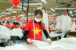 Xuất khẩu dệt may 7 tháng đạt trên 27 tỷ USD, duy trì đà tăng trưởng
