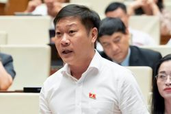 Đề xuất miễn trừ trách nhiệm cho tổ chức tín dụng khi báo cáo về các giao dịch đáng ngờ