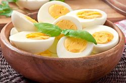 Muốn ăn trứng bổ hơn đừng bỏ qua 3 thực phẩm nên kết hợp