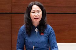 Bộ trưởng Lâm Phương Thanh nói đến 3 vòng kiểm soát xuất bản phẩm về lãnh tụ, lịch sử