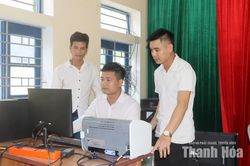Những cử nhân làm cán bộ thônNhững cử nhân làm cán bộ thôn