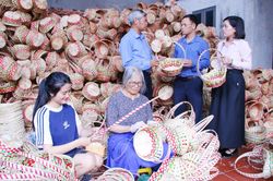 Bắc Ninh: Giữ gìn bản sắc gắn với đổi mới sản phẩm