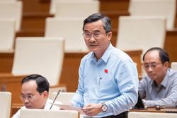 Đưa phổ biến, giáo dục pháp luật trở thành một phần của quá trình phục vụ người dân