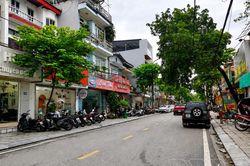 Chỉnh trang hệ thống công viên, cây xanh, vỉa hè đồng bộ