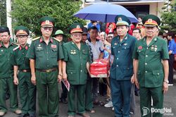 Tổ chức cất bốc và tiễn đưa hài cốt liệt sĩ Nguyễn Văn Biên về quê hương