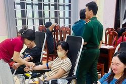 Bệnh viện Đa khoa Gia Lai tiếp nhận 240 đơn vị máu an toàn