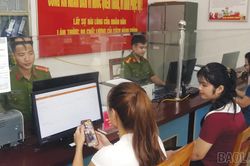 Phân cấp đăng ký xe tại công an xã: Thuận lòng dân, chặt quản lý