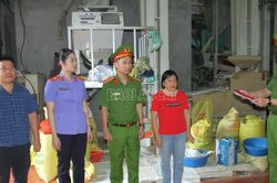 Lào Cai: Khởi tố 02 đối tượng về tội sản xuất, buôn bán hàng giả là lương thực
