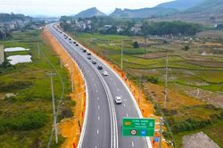 Một doanh nghiệp muốn đầu tư mở rộng cao tốc Tuyên Quang - Phú Thọ