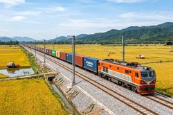 Gần 290.000 tỷ đồng đầu tư đường sắt Lào Cai - Hà Nội - Hải Phòng được huy động thế nào?