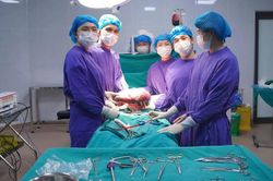 Gia Lai: Cắt thành công lá lách khổng lồ nặng 3,5kg, gấp 20 lần bình thường