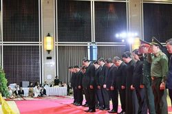 Chủ tịch Quốc hội Trần Thanh Mẫn viếng Chủ tịch Quốc hội L&agrave;o Saysomphone Phomvihane