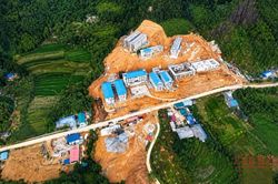 Chủ tịch UBND tỉnh Lê Hải Hòa: Tuyệt đối không đầu tư dàn trải trường nội trú biên giới theo tư duy 'mỗi xã một trường'
