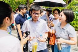 Điểm chuẩn đại học bắt đầu 'nóng' từ hôm nay, loạt trường mở màn công bố