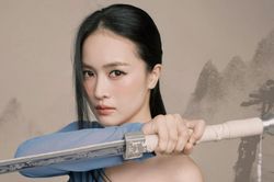 Bé Ngô của 'Áo lụa Hà Đông' lột xác thành mỹ nhân sắc sảo sau 20 năm