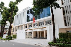 Điểm chuẩn ĐH Kinh tế TP.HCM: Ngành cao nhất 97/100 điểm