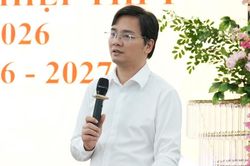 Giám đốc Sở GD&ĐT Tuyên Quang Vũ Đình Hưng bị tạm đình chỉ công tác