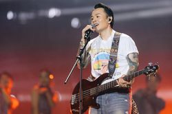 Rapper Binz tìm thấy bản ngã âm nhạc từ người cha đã mất