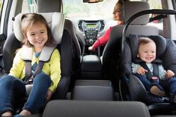 Quy định mới về mức phạt tài xế liên quan đến việc chở trẻ em trên xe ô tô