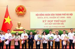 Hà Nội miễn nhiệm chức vụ Ủy viên UBND TP với 11 lãnh đạo sở, ngành