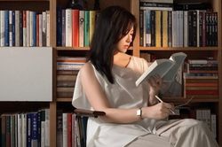 Căn hộ nhỏ vẫn chứa được 1.000 cuốn sách nhờ mẹo này