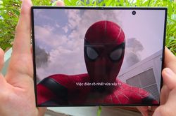 Trải nghiệm 'rạp phim bỏ túi' trên Galaxy Z Fold8
