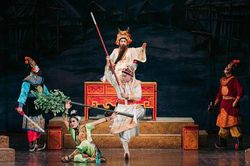 Sân khấu Tuồng thêm sắc màu cho du lịch văn hóa về đêm tại Hà Nội