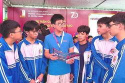 Nhiều ngành học có mức điểm chuẩn cao