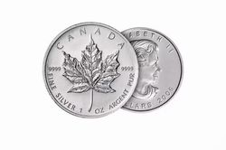 Sáng 10/8, giá bạc thế giới duy trì ổn định ở ngưỡng gần 64 USD/ounce