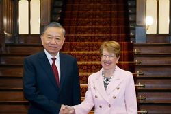 [Ảnh] Tổng Bí thư, Chủ tịch nước Tô Lâm gặp Thống đốc bang New South Wales (Australia)