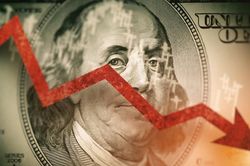 Tỷ giá USD hôm nay (10-8): Đồng USD tiếp tục đối mặt sức ép giảm?
