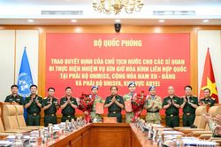 Trao Quyết định của Chủ tịch nước cho hai sĩ quan thực hiện nhiệm vụ gìn giữ hòa bình Liên hợp quốc