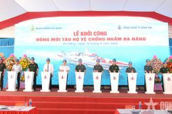 Thượng tướng Phạm Hoài Nam dự, chỉ đạo lễ khởi công đóng mới tàu hộ vệ chống ngầm đa năng