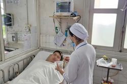Xuyên Việt đưa thuốc hiếm vào TPHCM cứu người bệnh sốt rét ác tính