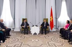 Tổng B&iacute; thư, Chủ tịch nước T&ocirc; L&acirc;m tiếp tr&iacute; thức, nh&agrave; khoa học ti&ecirc;u biểu người Việt Nam tại Australia