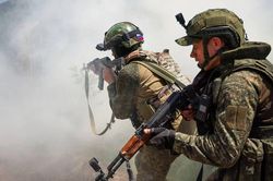 Nga tuyên bố kiểm soát hai ngôi làng quan trọng ở Donetsk
