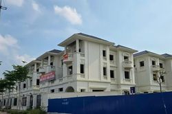 Giá biệt thự, liền kề tại Hà Nội diễn biến ra sao?