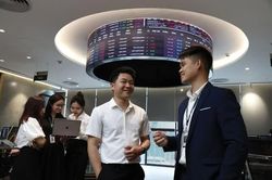 Cổ phiếu doanh nghiệp nhà nước 'đắt hàng'