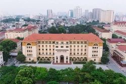 Đại học Y Hà Nội kỉ luật sinh viên phát ngôn lệch chuẩn