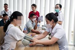 Bác sĩ lý giải câu nói '49 chưa qua, 53 đã tới'