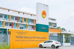 Bộ GD-ĐT và các trường nói về phương án xét tuyển đại học cho 328 thí sinh Tuyên Quang
