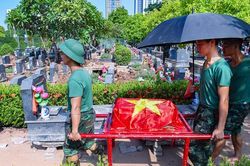 Cận cảnh quá trình tìm lại danh tính cho 469 liệt sĩ tại Nghĩa trang Mai Dịch, Hà Nội